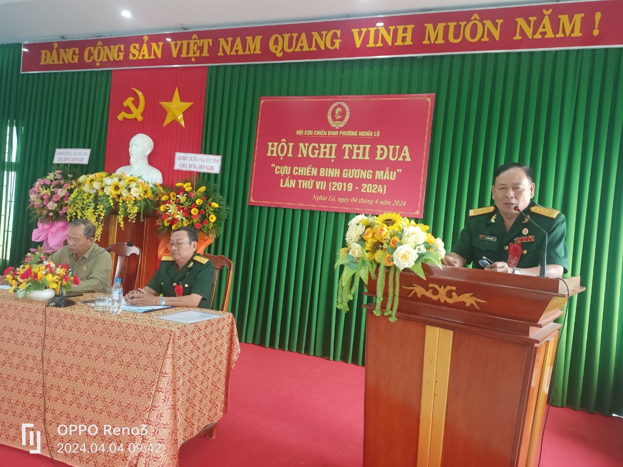 Đồng chí lê văn Dũng, Chủ tịch hội CCB thành phố Quảng Ngãi phát biểu chỉ đạo hội nghị